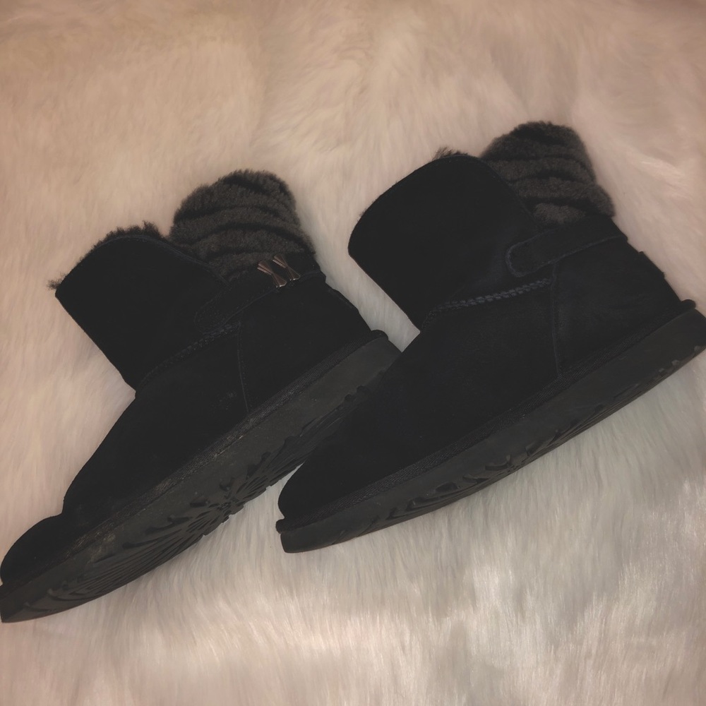 UGGS Ankle Boot